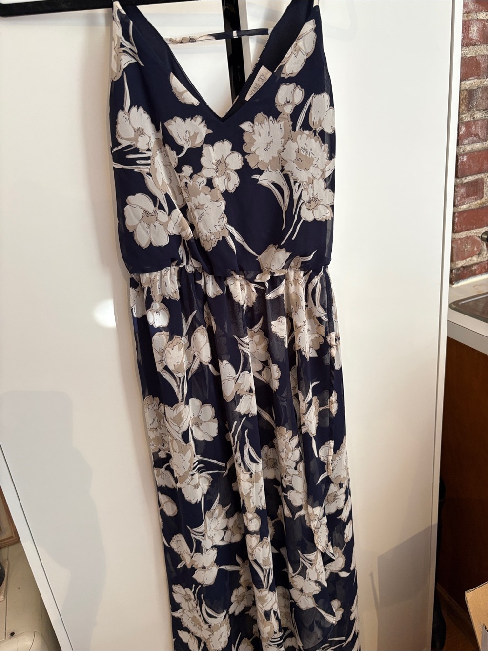 Navy Floral V‑Neck high lo Maxi Dress